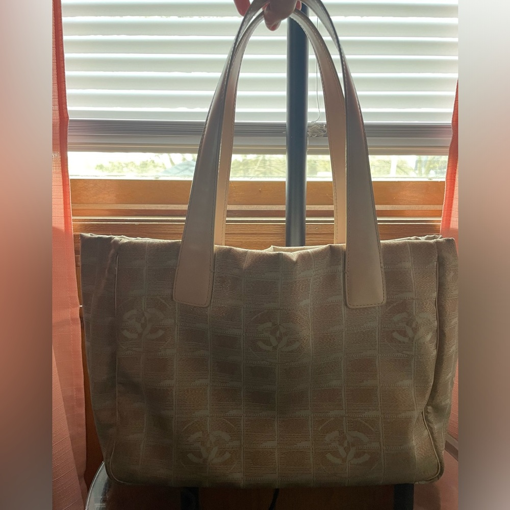 Chanel rare vintage travel ligne tote in beige/pink, Certificate of authenticity